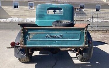 Plymouth-Pickup-1937-Green-160934-3