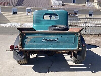 Plymouth-Pickup-1937-Green-160934-3