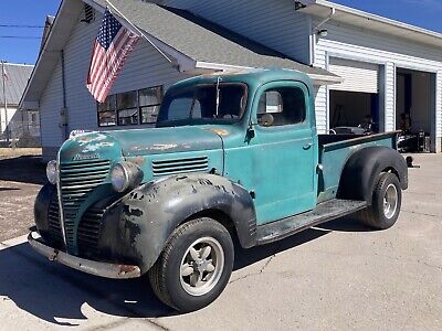 Plymouth-Pickup-1937-Green-160934