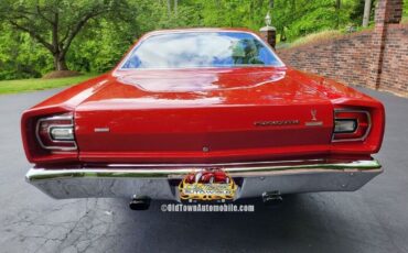 Plymouth-Road-Runner-1968-Red-Black-1152-10