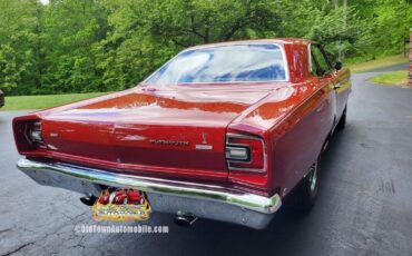 Plymouth-Road-Runner-1968-Red-Black-1152-11