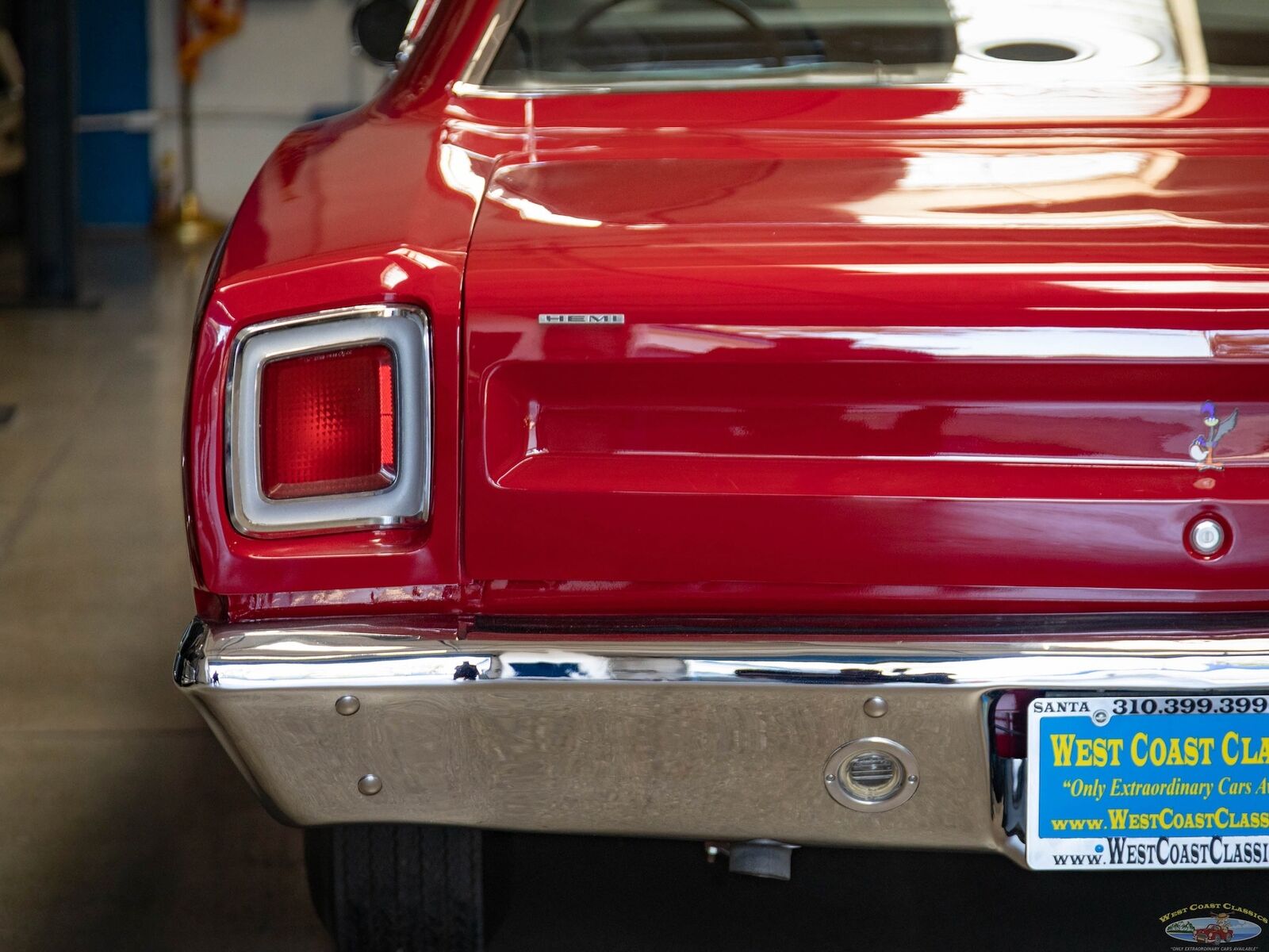 Plymouth-Road-Runner-1969-Red-75810-17