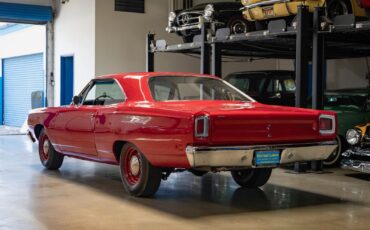 Plymouth-Road-Runner-1969-Red-75810-20