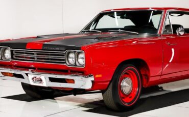 Plymouth-Road-Runner-1969-Red-Black-0-9