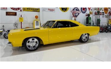 Plymouth-Road-Runner-1969-Yellow-Black-4126-2