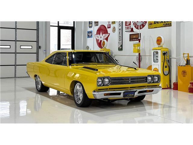 Plymouth-Road-Runner-1969-Yellow-Black-4126-31