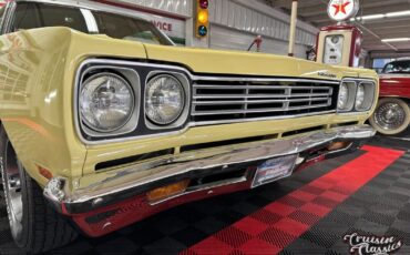 Plymouth-Road-Runner-1969-Yellow-Black-47239-4