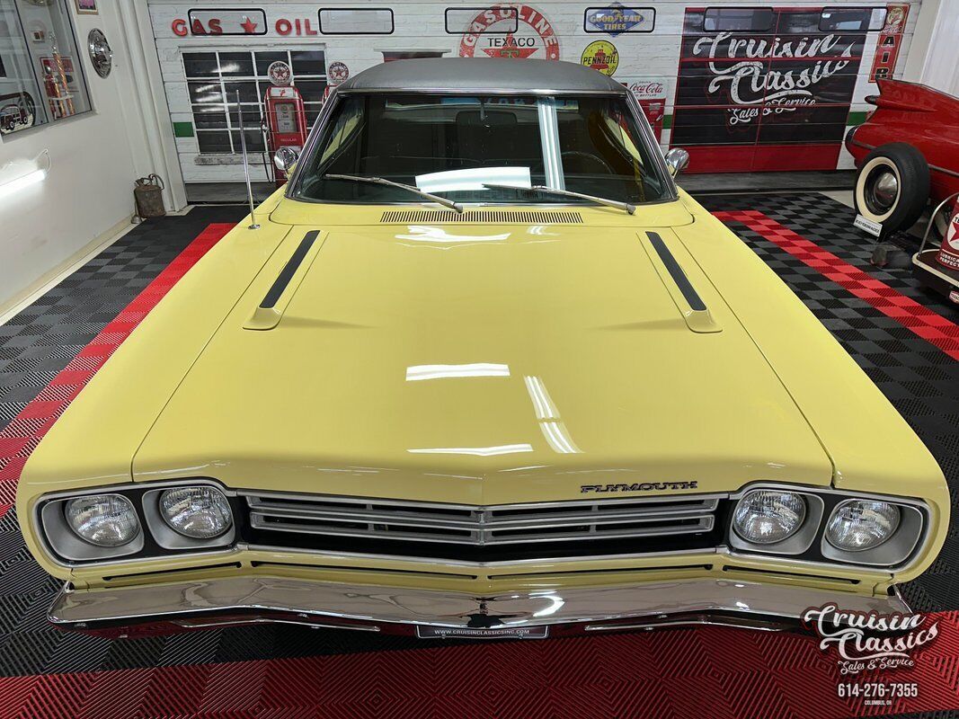 Plymouth-Road-Runner-1969-Yellow-Black-47239-5