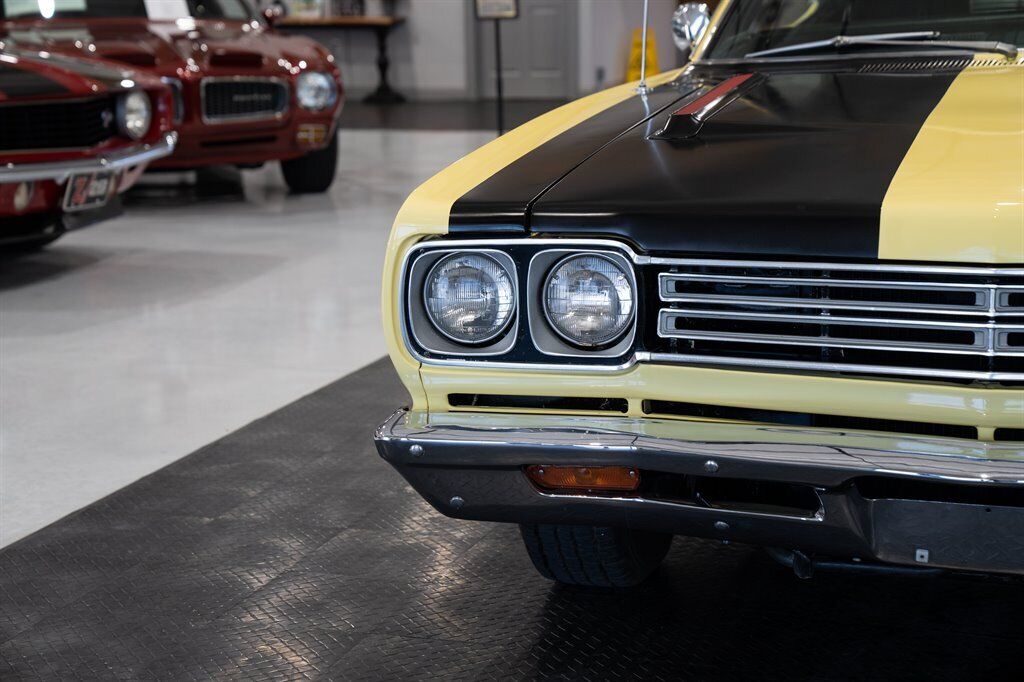 Plymouth-Road-Runner-1969-Yellow-Black-77549-10