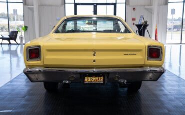 Plymouth-Road-Runner-1969-Yellow-Black-77549-3