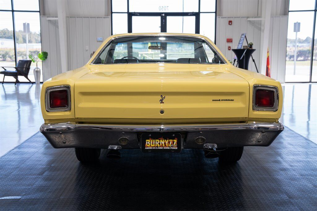 Plymouth-Road-Runner-1969-Yellow-Black-77549-3