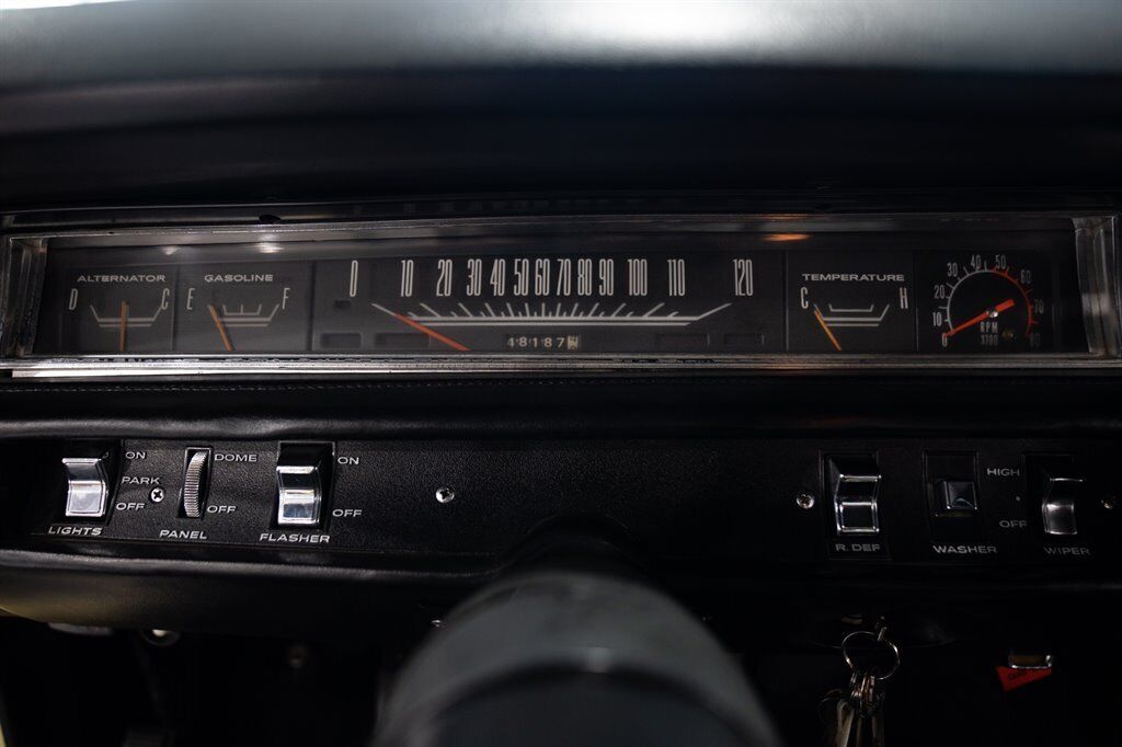 Plymouth-Road-Runner-1969-Yellow-Black-77549-34