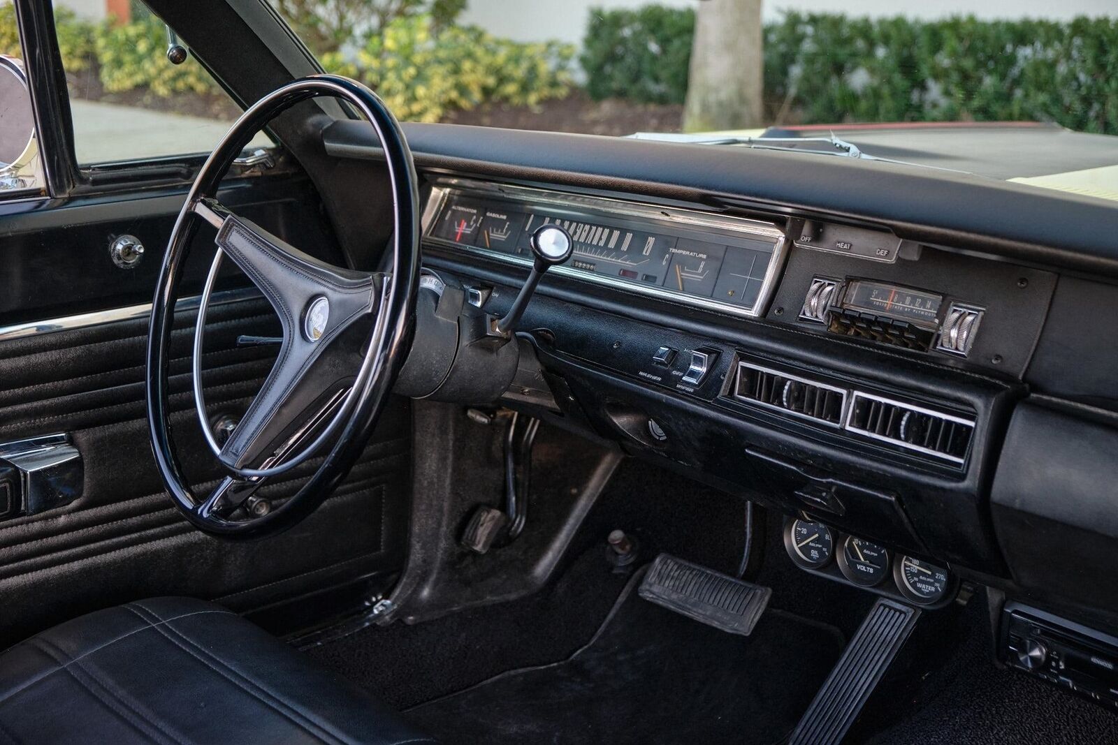 Plymouth-Road-Runner-1969-Yellow-Black-84066-12