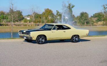 Plymouth-Road-Runner-1969-Yellow-Black-84066-21