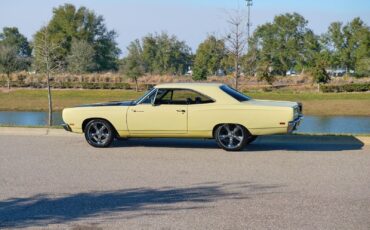 Plymouth-Road-Runner-1969-Yellow-Black-84066-23