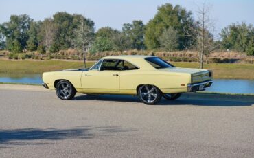 Plymouth-Road-Runner-1969-Yellow-Black-84066-24