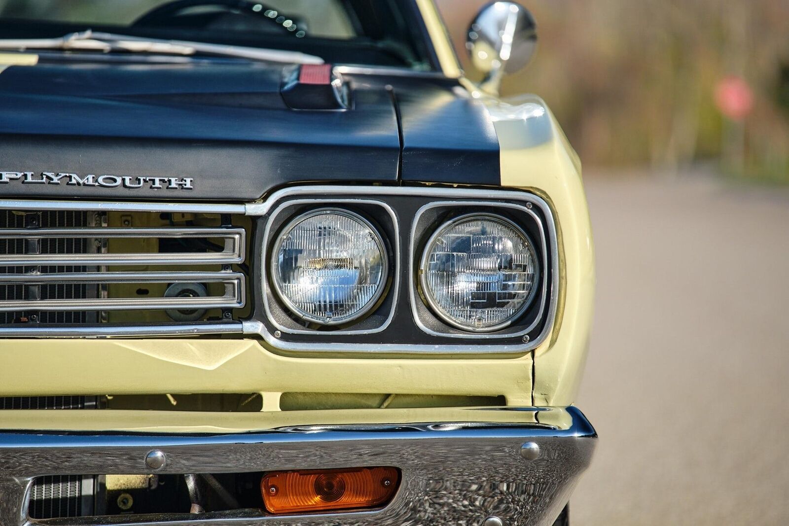 Plymouth-Road-Runner-1969-Yellow-Black-84066-30