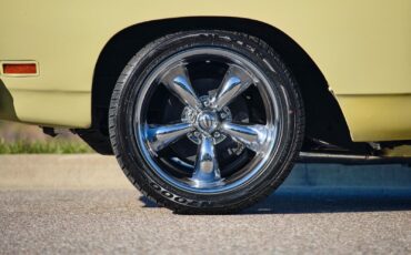 Plymouth-Road-Runner-1969-Yellow-Black-84066-33