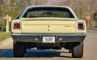 Plymouth-Road-Runner-1969-Yellow-Black-84066-4