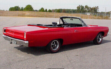 Plymouth-Road-Runner-Cabriolet-1969-Red-Black-121829-6