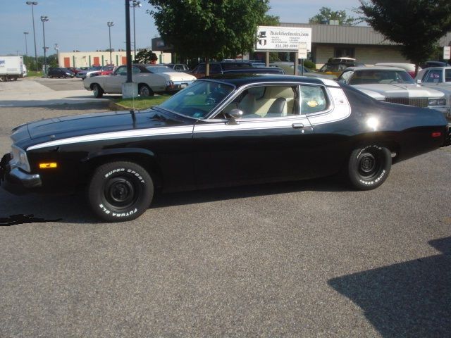 Plymouth-Road-Runner-Cabriolet-1974-Black-0-2