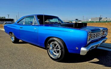 Plymouth-Road-Runner-Coupe-1968-Blue-Black-37358-4