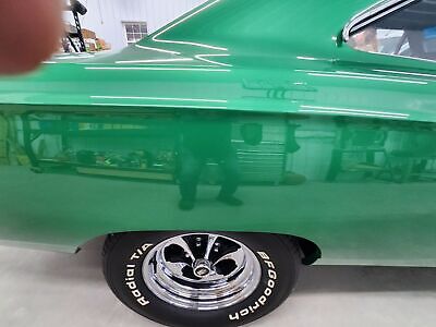 Plymouth-Road-Runner-Coupe-1969-Green-Black-16-6