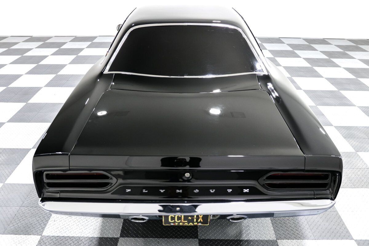 Plymouth-Road-Runner-Coupe-1970-Black-Black-151854-7