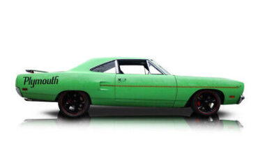 Plymouth-Road-Runner-Coupe-1970-Green-Black-2-1