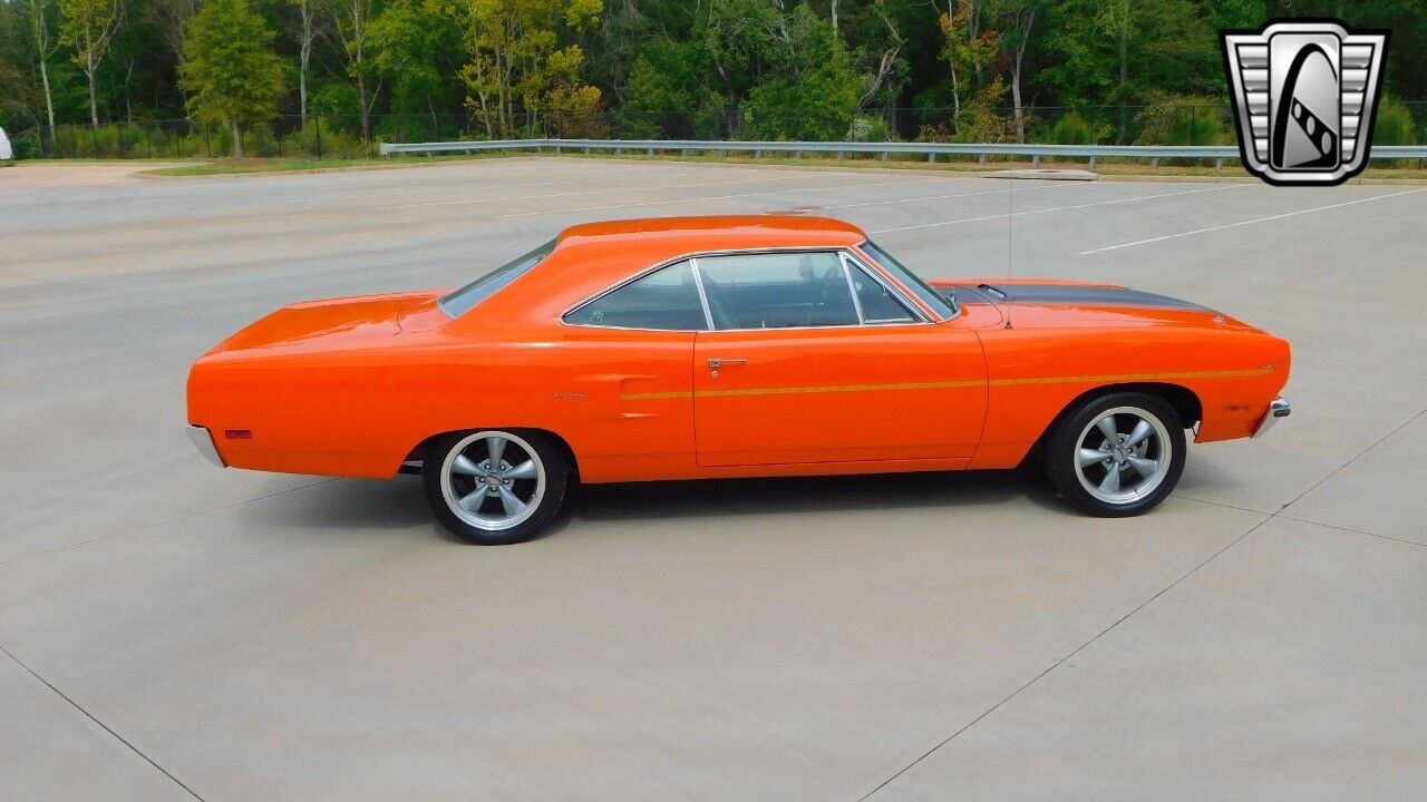 Plymouth-Road-Runner-Coupe-1970-Orange-Black-157056-5