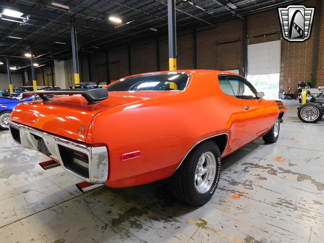 Plymouth-Road-Runner-Coupe-1972-Orange-Black-101451-4