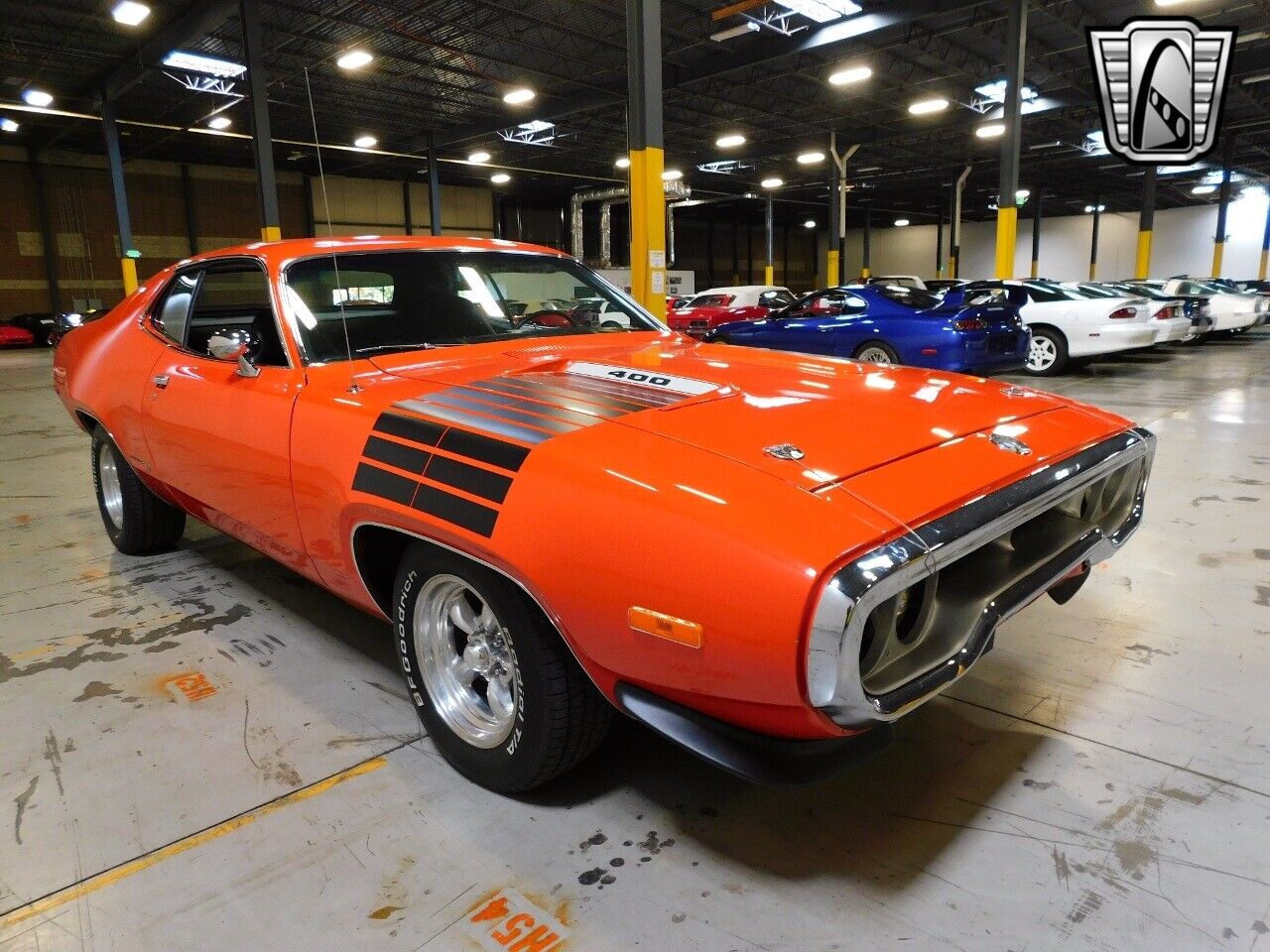 Plymouth-Road-Runner-Coupe-1972-Orange-Black-101451-5