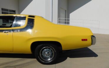 Plymouth-Road-Runner-Coupe-1973-Yellow-Black-92656-7