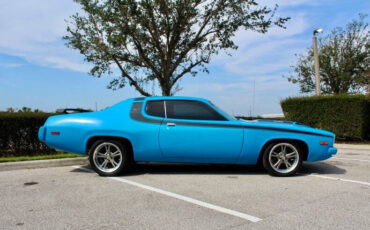 Plymouth-Road-Runner-Coupe-1974-Blue-Black-64795-1