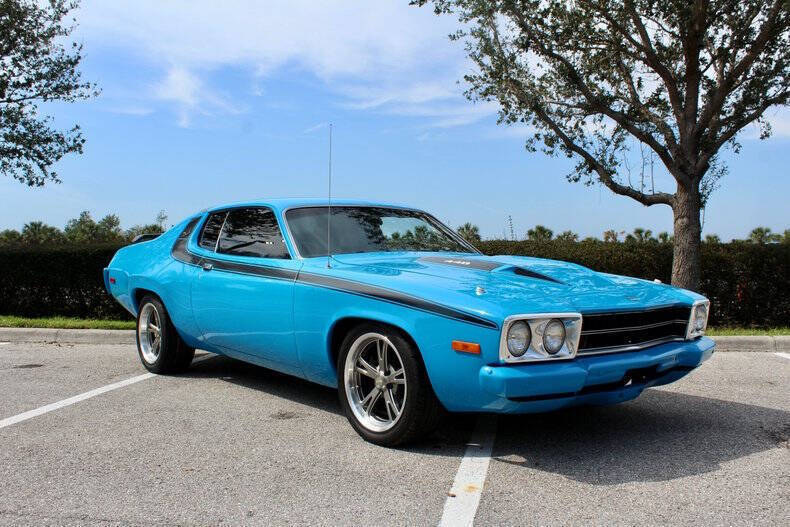 Plymouth-Road-Runner-Coupe-1974-Blue-Black-64795-4