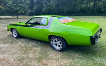 Plymouth-Roadrunner-1974-green-160932