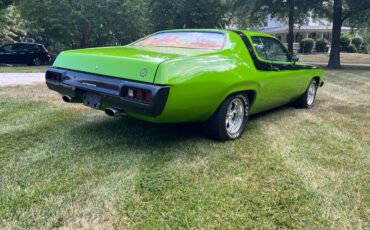 Plymouth-Roadrunner-1974-green-160932-6