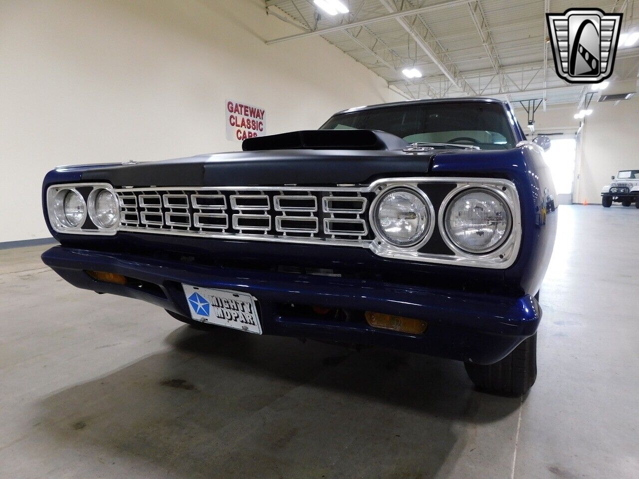 Plymouth-Satellite-1968-Blue-Black-118821-9