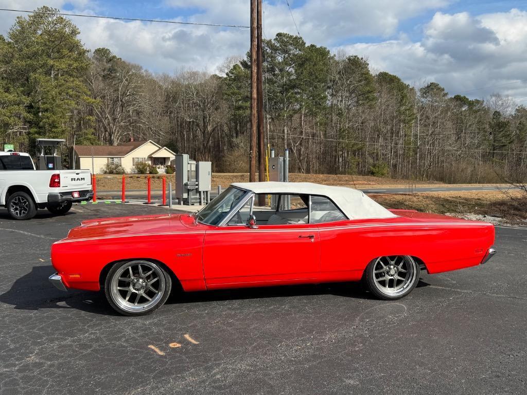 Plymouth-Satellite-1969-Orange-White-0-1