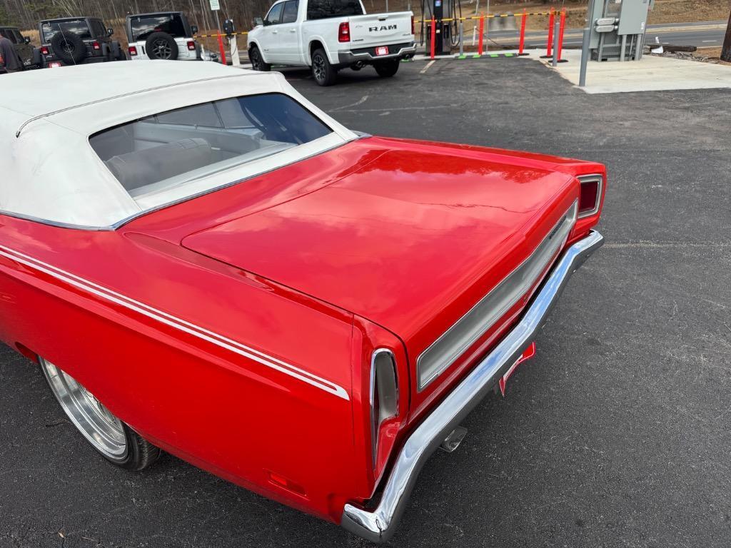 Plymouth-Satellite-1969-Orange-White-0-23