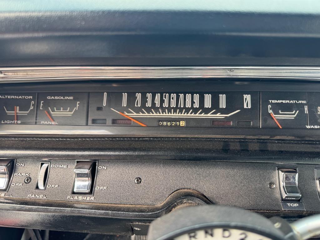 Plymouth-Satellite-1969-Orange-White-0-31