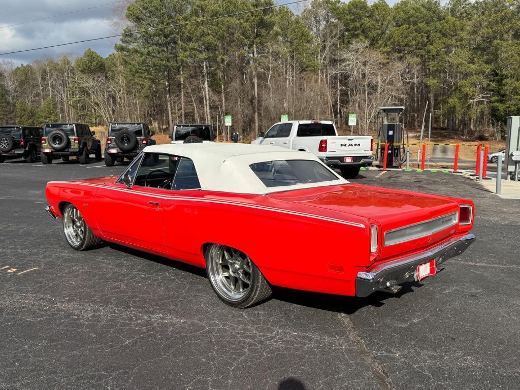 Plymouth-Satellite-1969-Orange-White-0-5