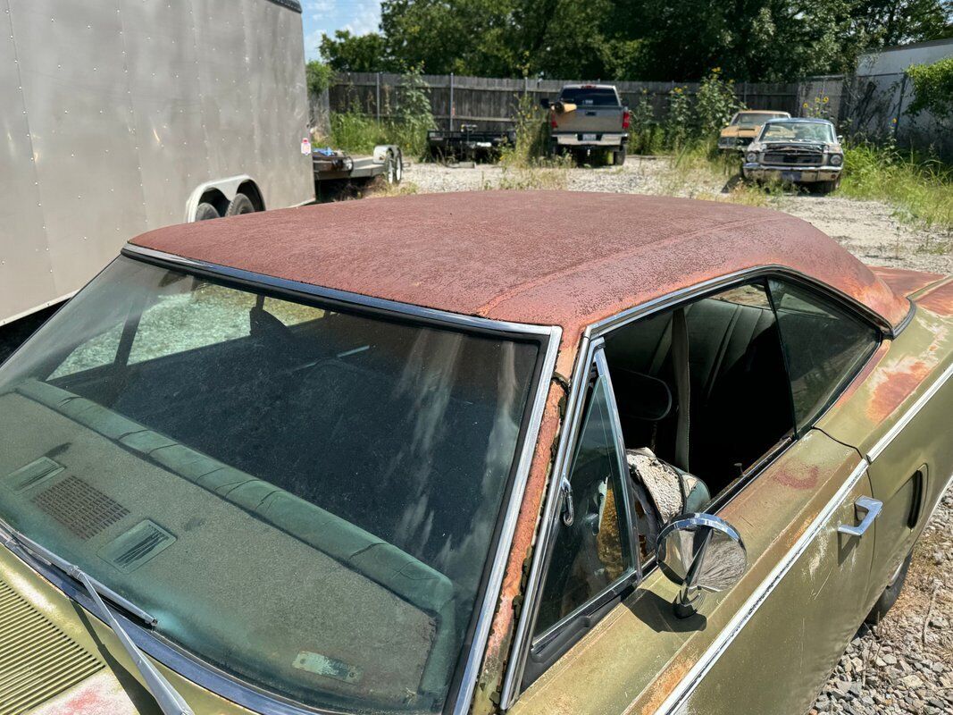 Plymouth-Satellite-1970-Green-Green-0-34