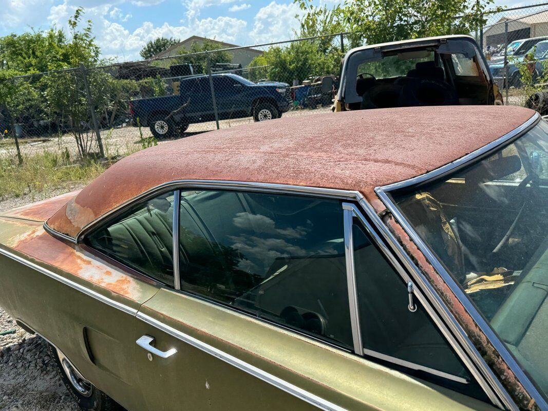 Plymouth-Satellite-1970-Green-Green-0-38