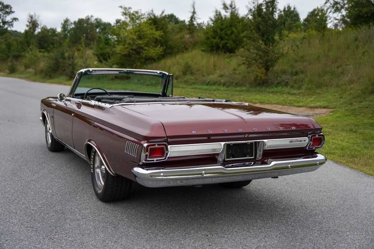 Plymouth-Satellite-Cabriolet-1965-Burgundy-Black-80588-18