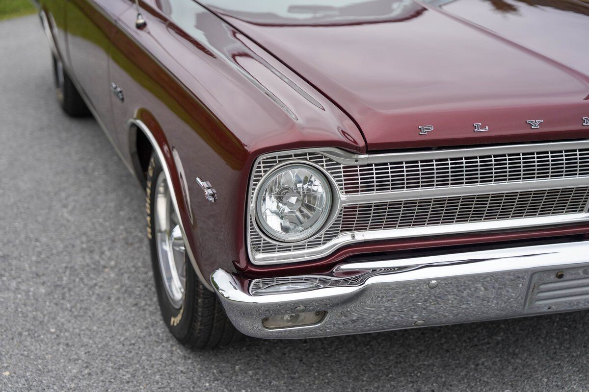 Plymouth-Satellite-Cabriolet-1965-Burgundy-Black-80588-26