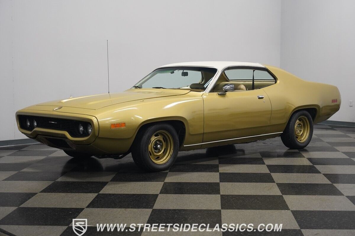 Plymouth-Satellite-Coupe-1971-Gold-White-50364-6