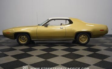 Plymouth-Satellite-Coupe-1971-Gold-White-50364-8