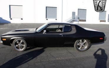 Plymouth-Satellite-Coupe-1974-Black-Black-27385-3