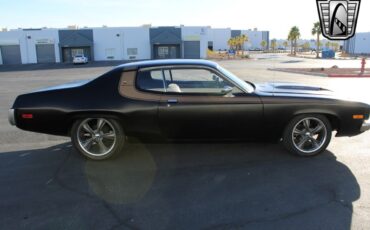 Plymouth-Satellite-Coupe-1974-Black-Black-27385-6